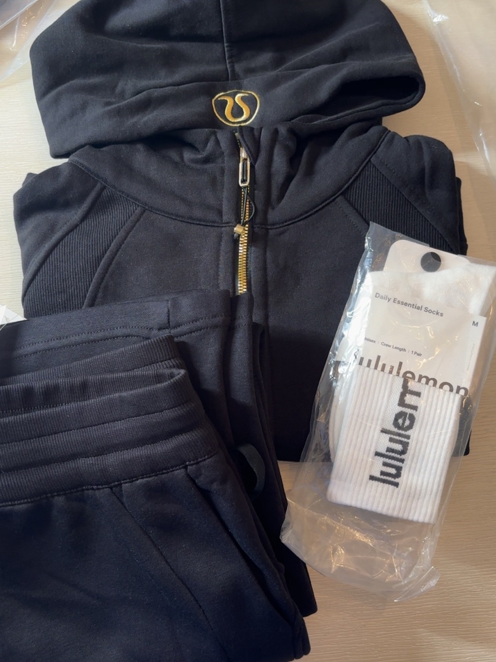 Black lululemon oversized scuba set